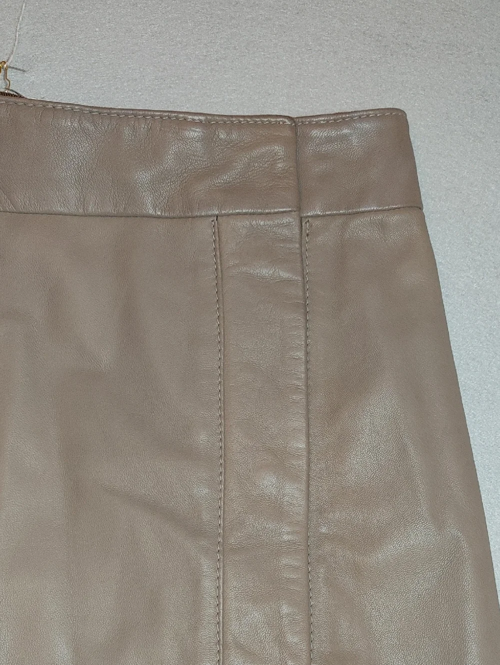 Iris & Ink Taupe Lamb Leather A-Line Skirt Size 6 - Picture 3 of 16